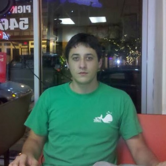 Profile Picture of Pete Arangio (@sojersey856) on Poshmark