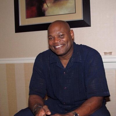 Profile Picture of Kim D Varner Sr (@BallinU2) on Twitter