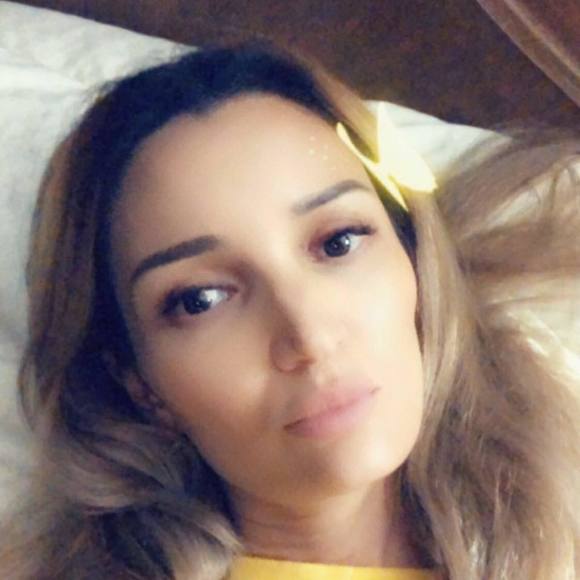 Profile Picture of Nilufar Akhmedjanova (@nilufarchik) on Poshmark
