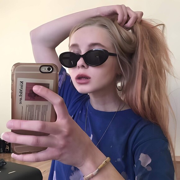 Profile Picture of Khahulco Aehxqoam (@kuqaho45l6aw) on Poshmark