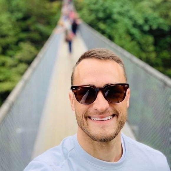 Profile Picture of Pete Thompson (@pkt42) on Poshmark