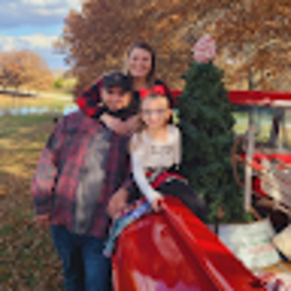 Profile Picture of Mckenzie Hayson (@mchayson) on Poshmark