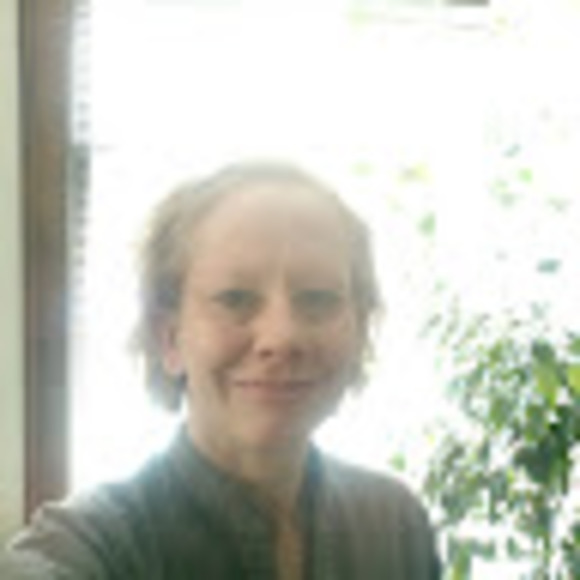 Profile Picture of Melissa Thomatz (@mthomatz) on Poshmark