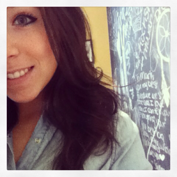 Profile Picture of Marti Santorelli (@martisantorelli) on Poshmark