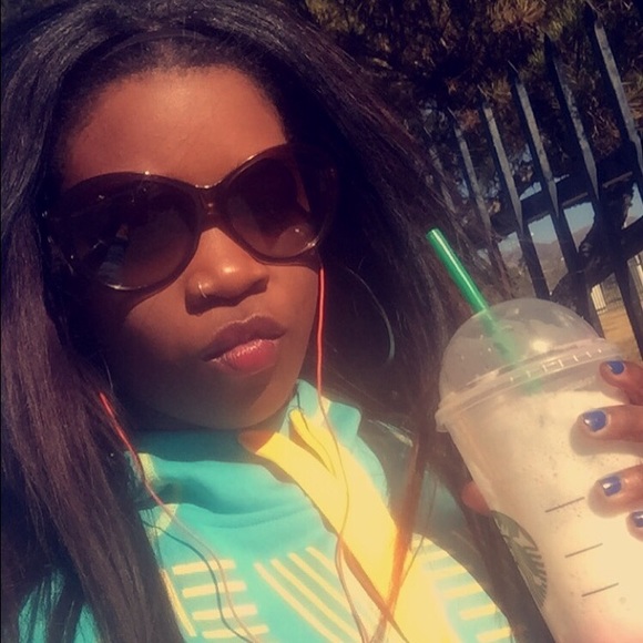 Profile Picture of Johnetta Hall (@johnetta_hall) on Poshmark