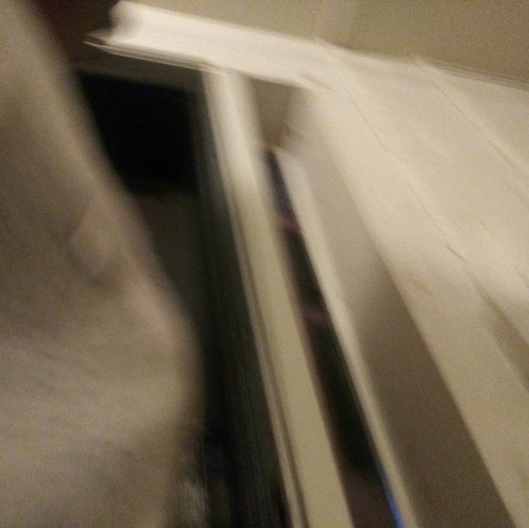 Profile Picture of Whitney Ball (@sierawb) on Poshmark