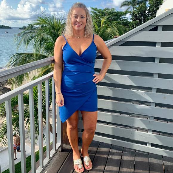 Profile Picture of Tiffany Ellis (@tiffanyrellis) on Poshmark