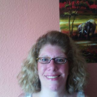 Profile Picture of Iris Horvath (@iris.horvath.71) on Facebook