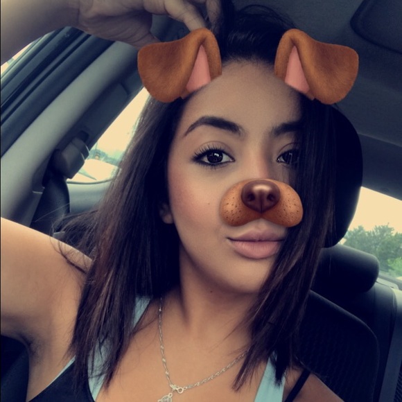 Profile Picture of Hajar Bensaid (@hajarbensaid) on Poshmark