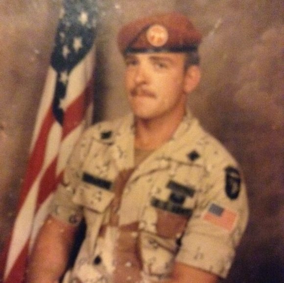 Profile Picture of Mike Browning (@mikekbrowning) on Poshmark