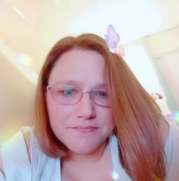 Profile Picture of Trisha Chlebinski (@tchlebinski) on Poshmark
