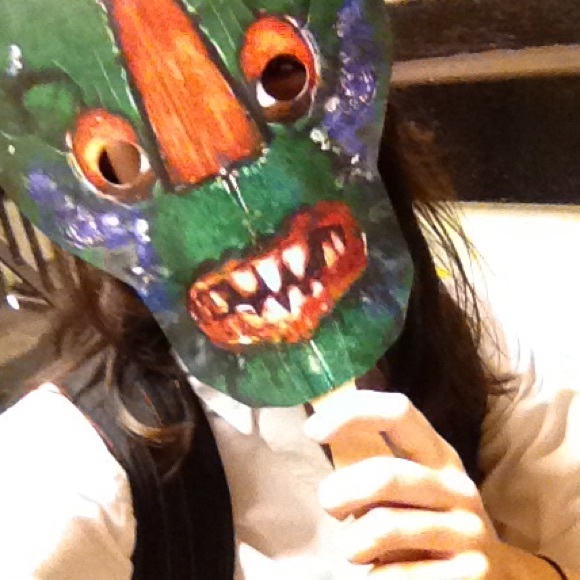 Profile Picture of Kate Terry (@kruthterry) on Poshmark