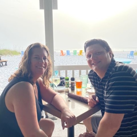 Profile Picture of Erin Detzel (@diesemer) on Poshmark