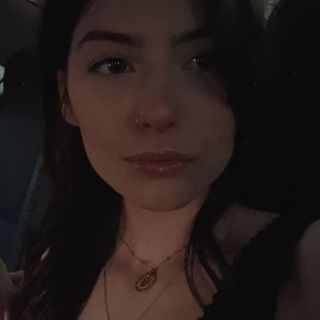 Profile Picture of hannah varhola <3 (@hanvarhola) on Instagram