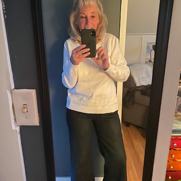 Profile Picture of Christine Ruffino (@christineruf516) on Poshmark