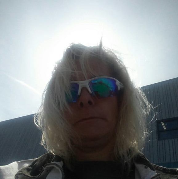 Profile Picture of Regina Wiedner (@ginasenerchia) on Poshmark