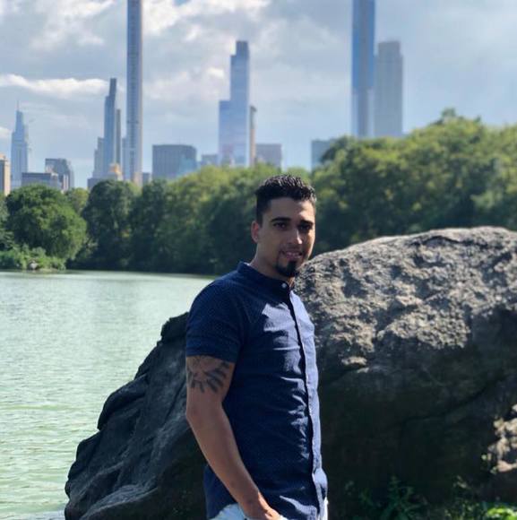 Profile Picture of Bebo Shehata (@beboshehata) on Poshmark