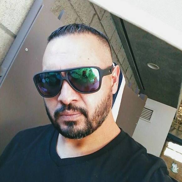 Profile Picture of Julio Aldape (@cesaraldape13) on Poshmark