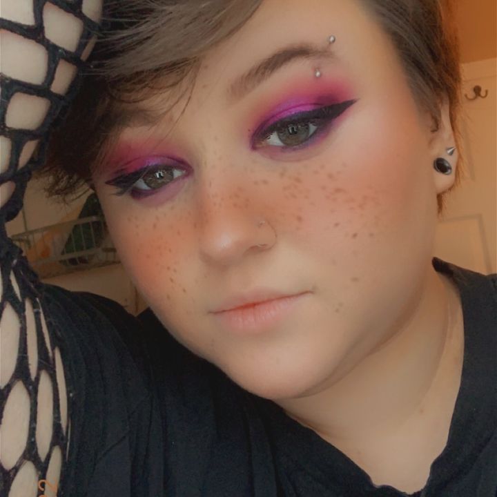 Profile Picture of Kendle 🪐 (@@crystalclearkendle) on Tiktok