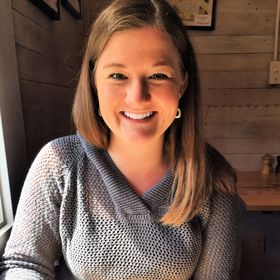Profile Picture of Lindsay at Our Future Homestead (@ourfuturehomestead) on Pinterest