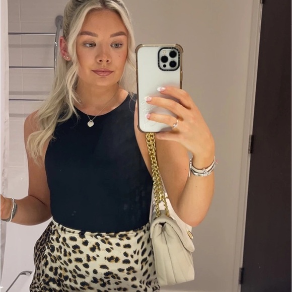 Profile Picture of Deandrea Moncus (@noises4141) on Poshmark