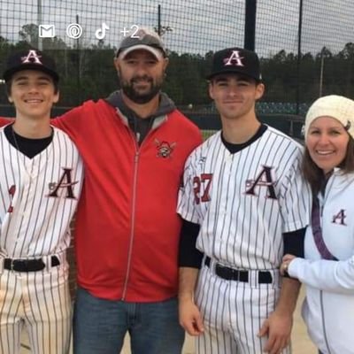 Profile Picture of Todd Shultz (@todds0044) on Twitter