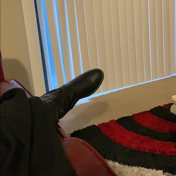 Profile Picture of Whitney Womack (@whwomack9187) on Poshmark