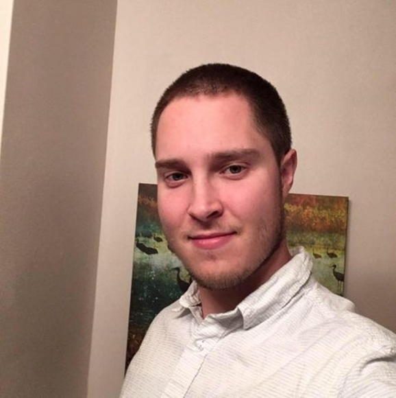 Profile Picture of Eric Cramer (@esc90cramer) on Poshmark