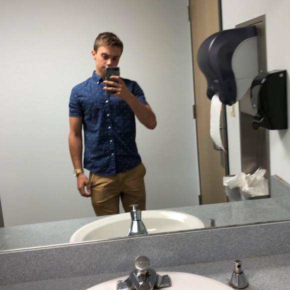 Profile Picture of Dominic Picone (@dom_pic1) on Poshmark