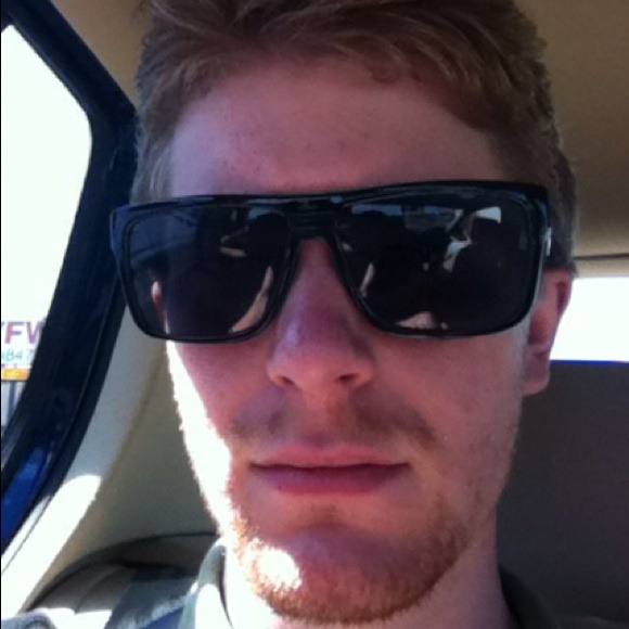 Andrew Crocker - Poshmark Profile Picture of Andrew Crocker (@acrocker2764) on Poshmark