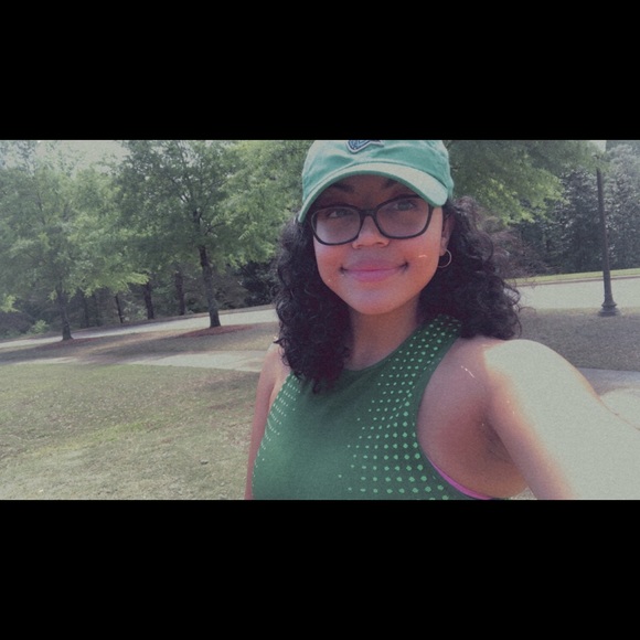 Profile Picture of Karol Morrison (@karolmorrisjohn) on Poshmark