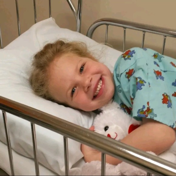 Profile Picture of Corin Keuck (@cckeuck) on Poshmark