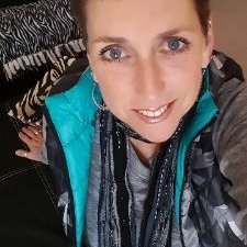 Profile Picture of Vicki Singleton (@windsong53) on Twitter