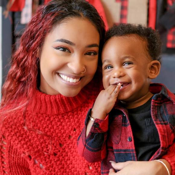 Nicolette Vardon - Poshmark Profile Picture of Nicolette Vardon (@n_vardon) on Poshmark