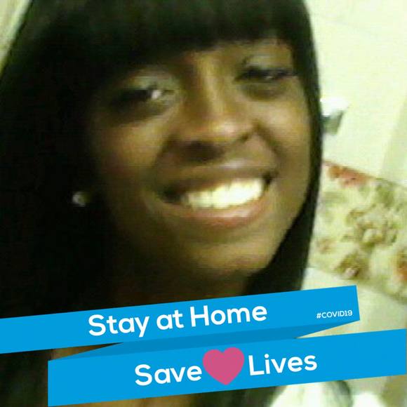 Profile Picture of Debra Freeman (@dfgreencite) on Poshmark