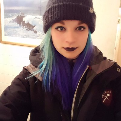 Profile Picture of Phoebe Watson-Bardot (@phoebe_wb) on Twitter