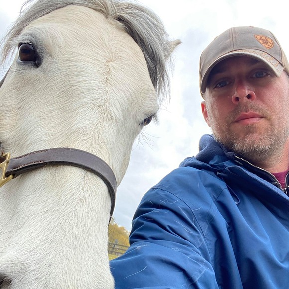 Profile Picture of Brian Lindenberg (@brianlindenberg) on Poshmark