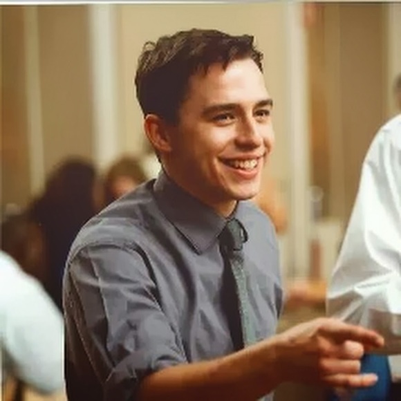 Profile Picture of Robert Niemann (@robniemann) on Poshmark