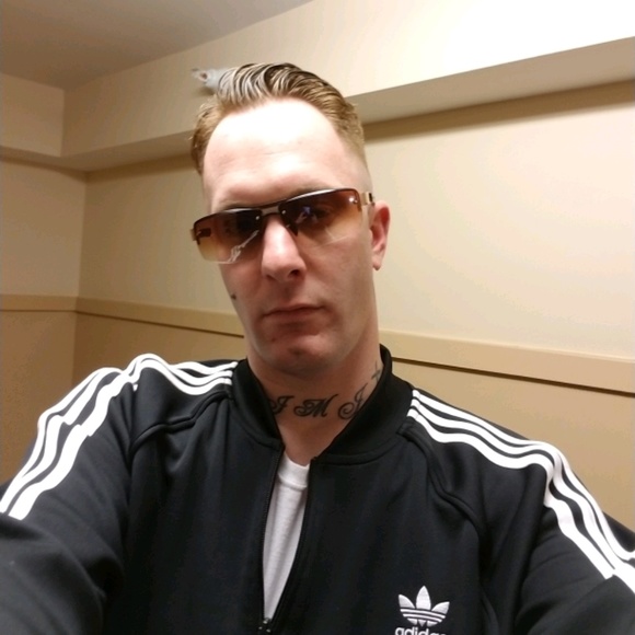 Profile Picture of Daniel Mcshane (@danandty88) on Poshmark