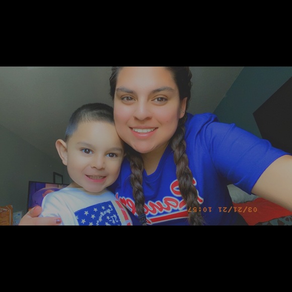 Profile Picture of Aylin Ramirez (@aylinramirez57) on Poshmark