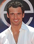 Profile Picture of Tony Dovolanion Wikipedia