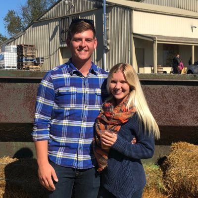 Profile Picture of Kayla Meeks (@kaylaelllen) on Twitter