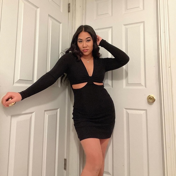 Profile Picture of Molica Keo (@molicaxo) on Poshmark