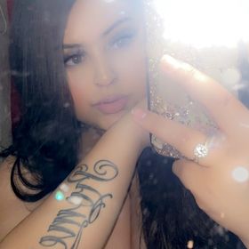 Profile Picture of Natasha Romero (@NatashaR128) on Pinterest