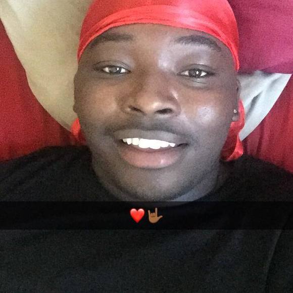 Reggie Brakin - Poshmark Profile Picture of Reggie Brakin (@reggie_2016) on Poshmark