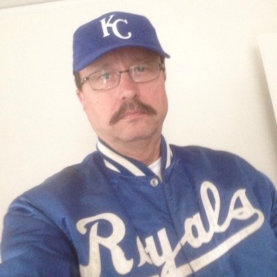 Profile Picture of Jim Ecker (@jimmyO67) on Twitter