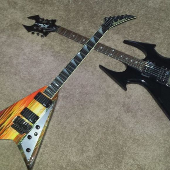 Profile Picture of Dustin Manzanares (@dustinmanz) on Poshmark