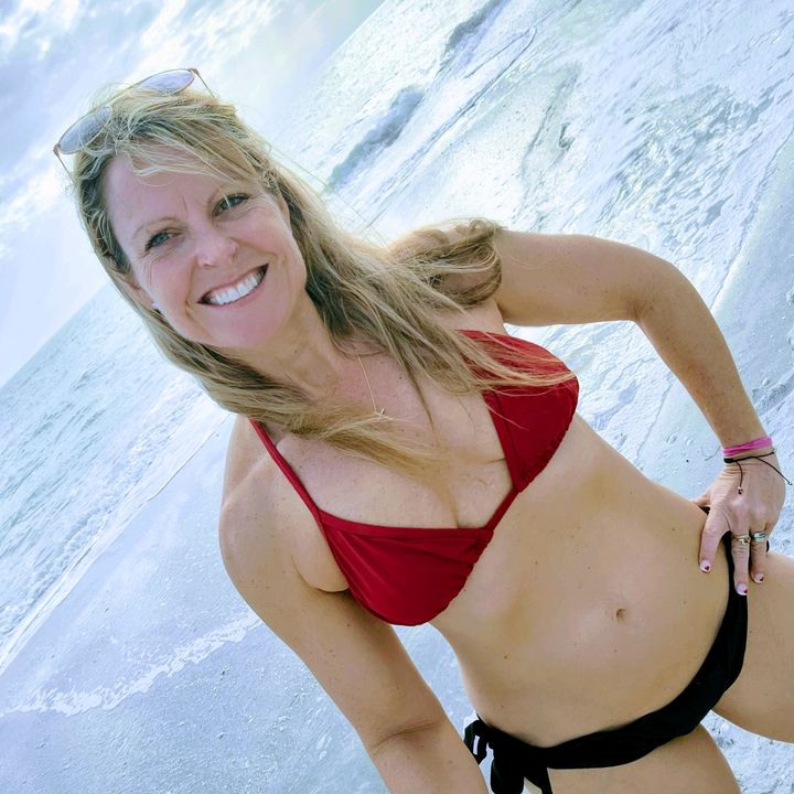 Profile Picture of Robyn Thrasher (@robynthrasherfitness) on Tiktok