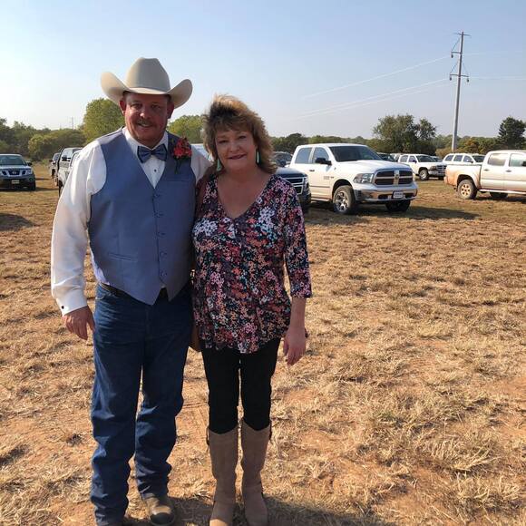 Profile Picture of Matthew Bowling (@matthewbowli543) on Poshmark