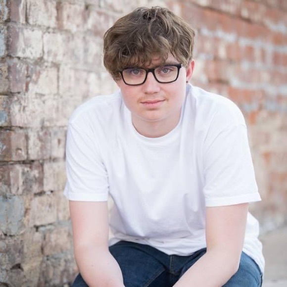 Profile Picture of Zachary Strebler (@zstrebler) on Poshmark